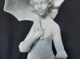 GräfenthalPorzellan Figuren “Dame mit Schirm“ weiß groß