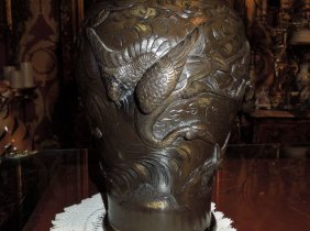 Meiji Periode Japanische Bronze Vase antik Relief Vögel