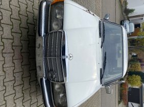 Mercedes Benz E230